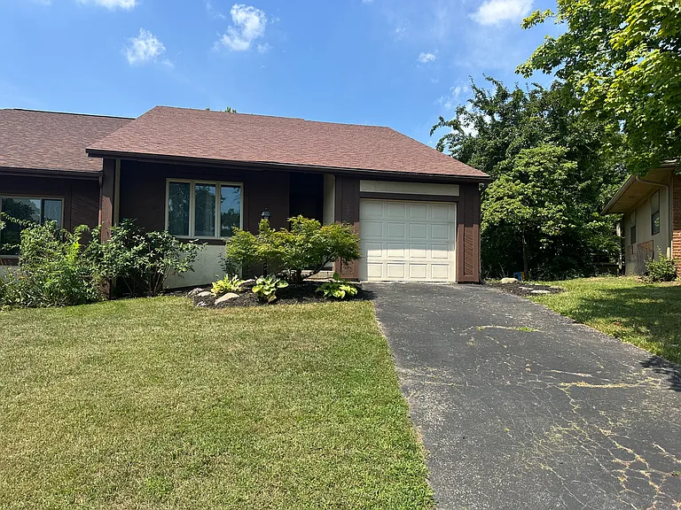 5947 Pine Rise Ct — Photo 1