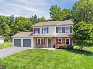 27 Stoddard Dr, Newark, DE 19702