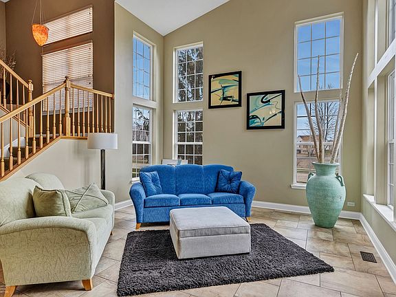 3rd image of 1378 Snowberry Ln