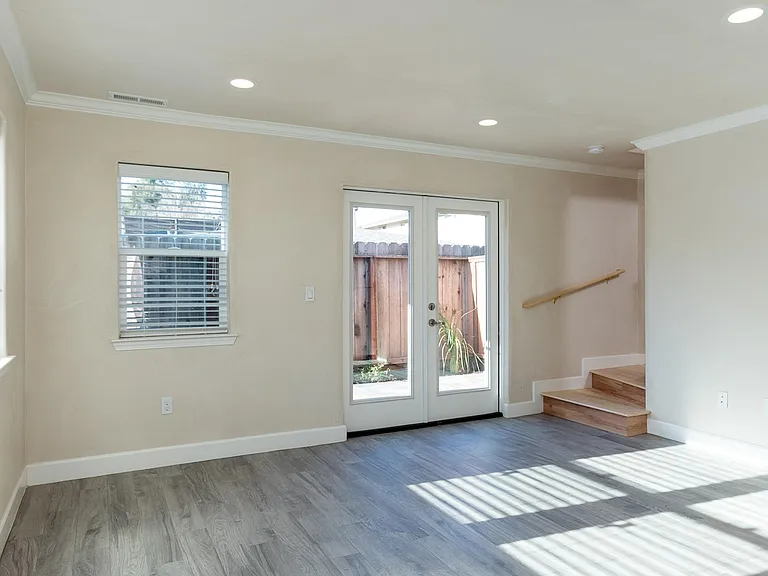 4757 Augustine St — Photo 4