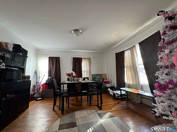 5th image of 1012 Whalley Avenue #2
