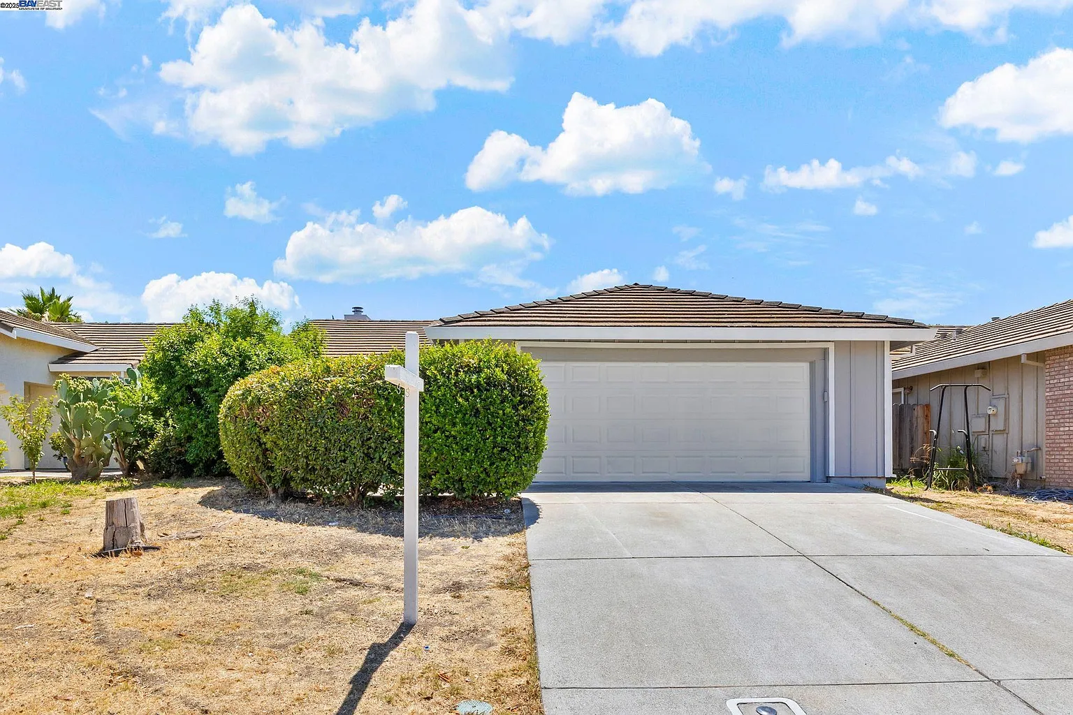 5600 Dutton Way photo 1