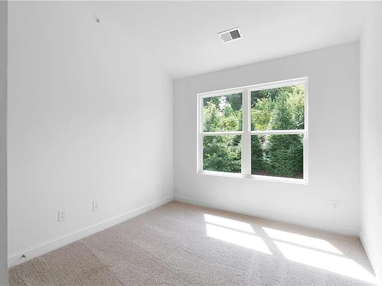 308 Chardonnay Way — Photo 38