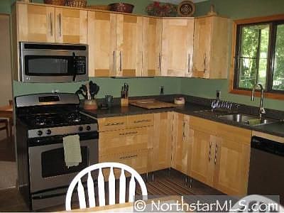 3rd image of 10608 Meadow Ln N