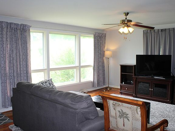4th image of 3949 Stilton Dr