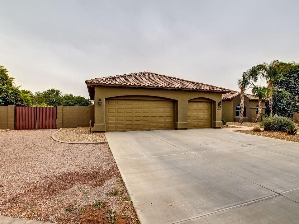 1st image of 11611 E Bellflower Dr
