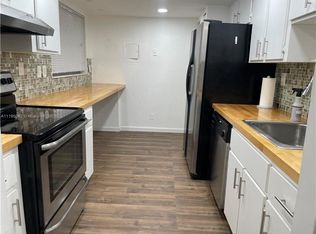 7921 Byron Ave APT 205, Miami Beach, FL 33141