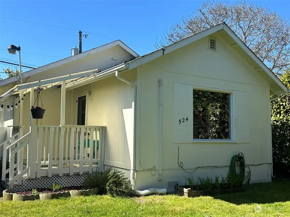 524 W 4th Street, Port Angeles, WA 98362