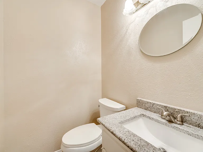 3101 Duck Creek Pkwy — Photo 1