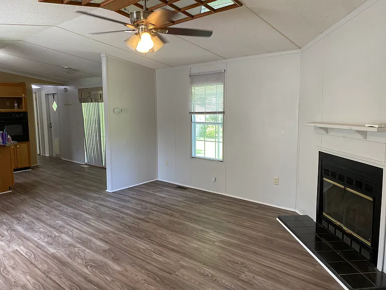 7497 Dunwalt Rd — Photo 6