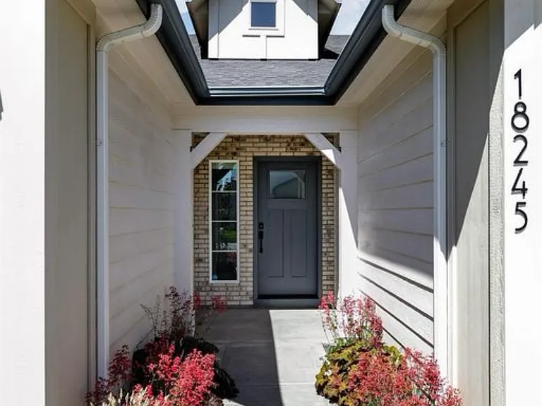 18245 Hush Creek Way — Photo 2