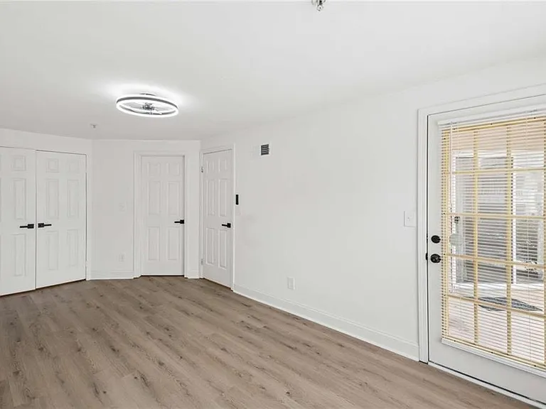 1466 Keys Crossing Dr NE — Photo 18