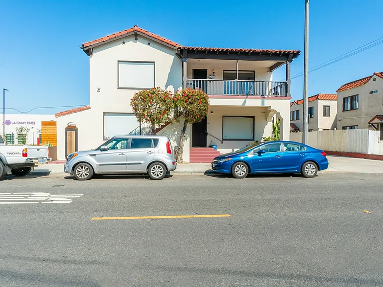 358 Orange Ave #360 — Photo 1