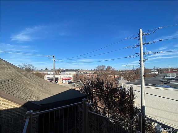 3rd image of 1403 University Blvd Unit 8