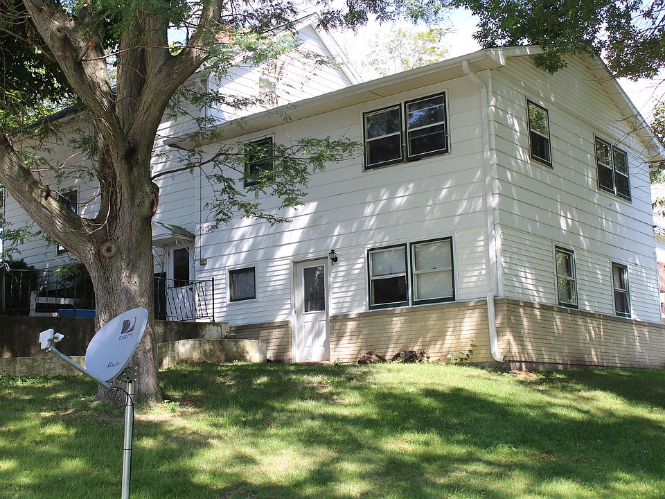 2nd image of 919 Madison St