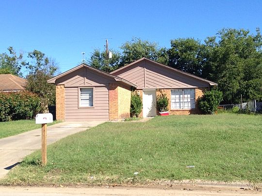 2nd image of 1123 Bittle Ln