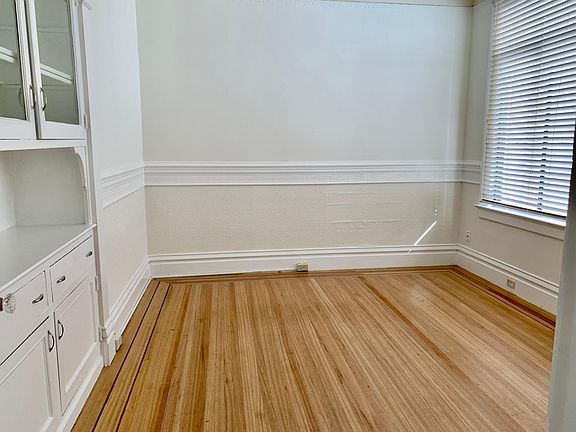 4th image of 2855 Octavia St