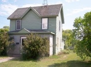 609 Arbutus Ave, Manistique, MI 49854