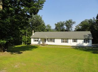 15 Bob Cat Rd, Wurtsboro, NY 12790