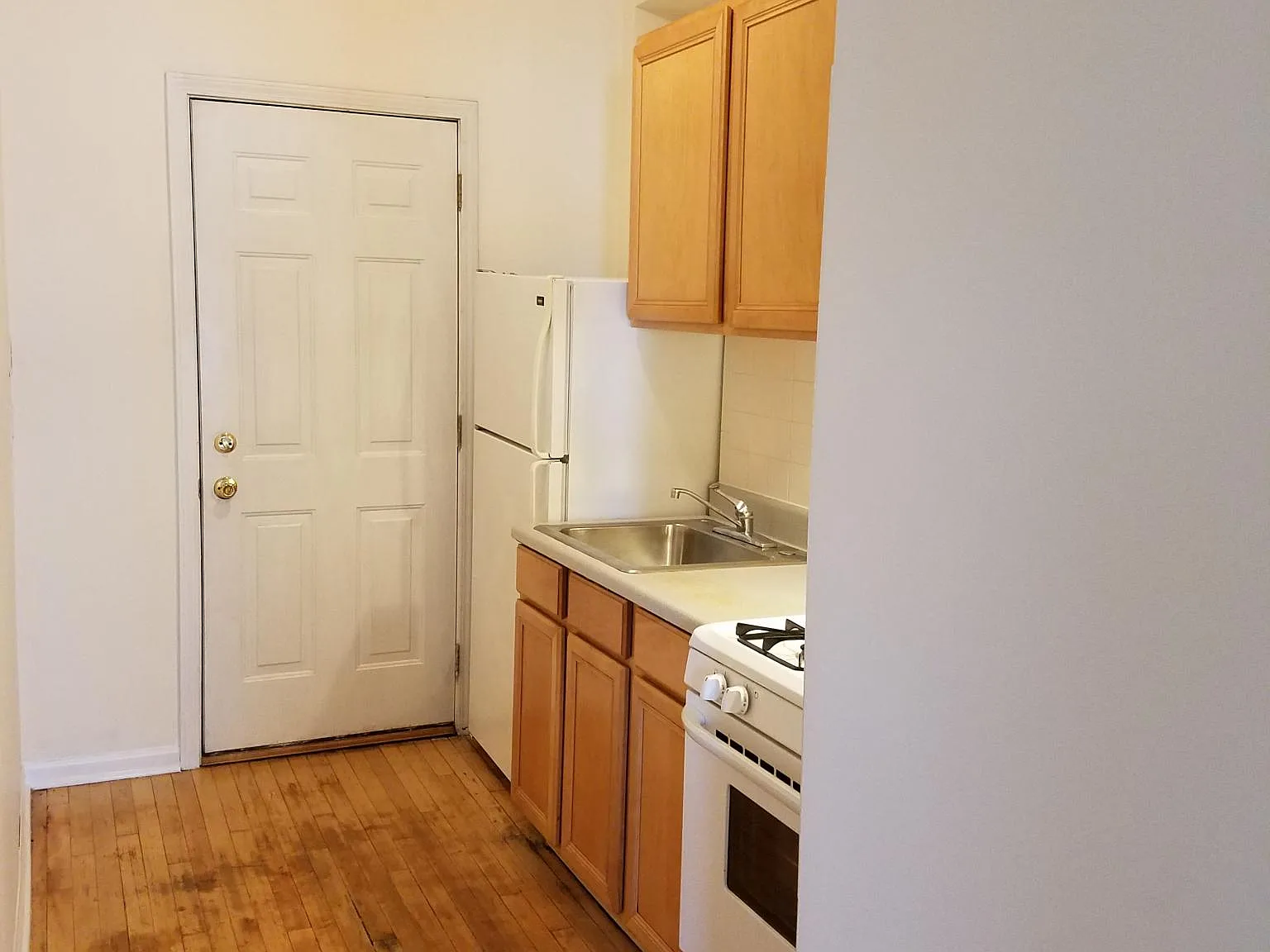 1 bed, $1,100 — Photo 2