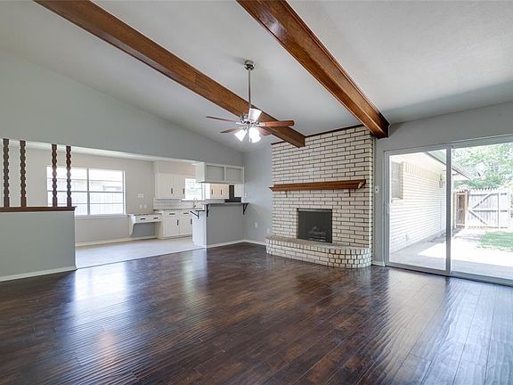 3rd image of 105 Highridge Dr