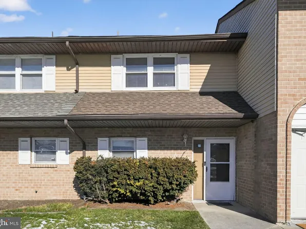 285 La Cascata, Clementon, NJ 08021