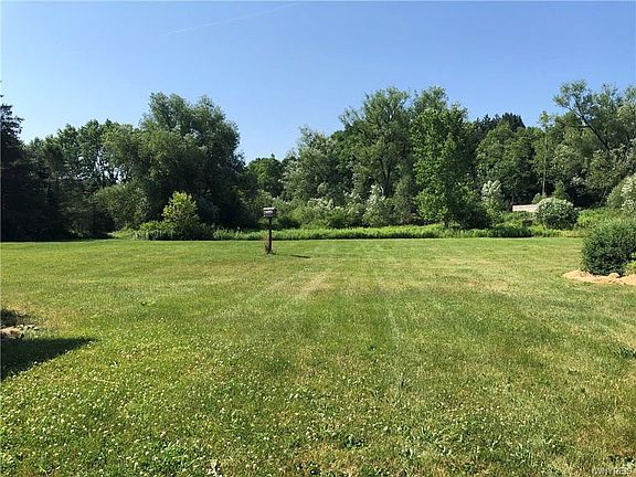 2nd image of 3015 Bear Creek Rd