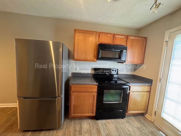 5228 Big Bass Dr — Photo 10