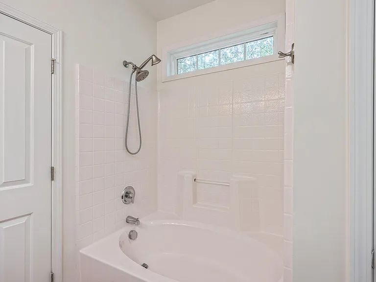 8518 Sentry Cir — Photo 27