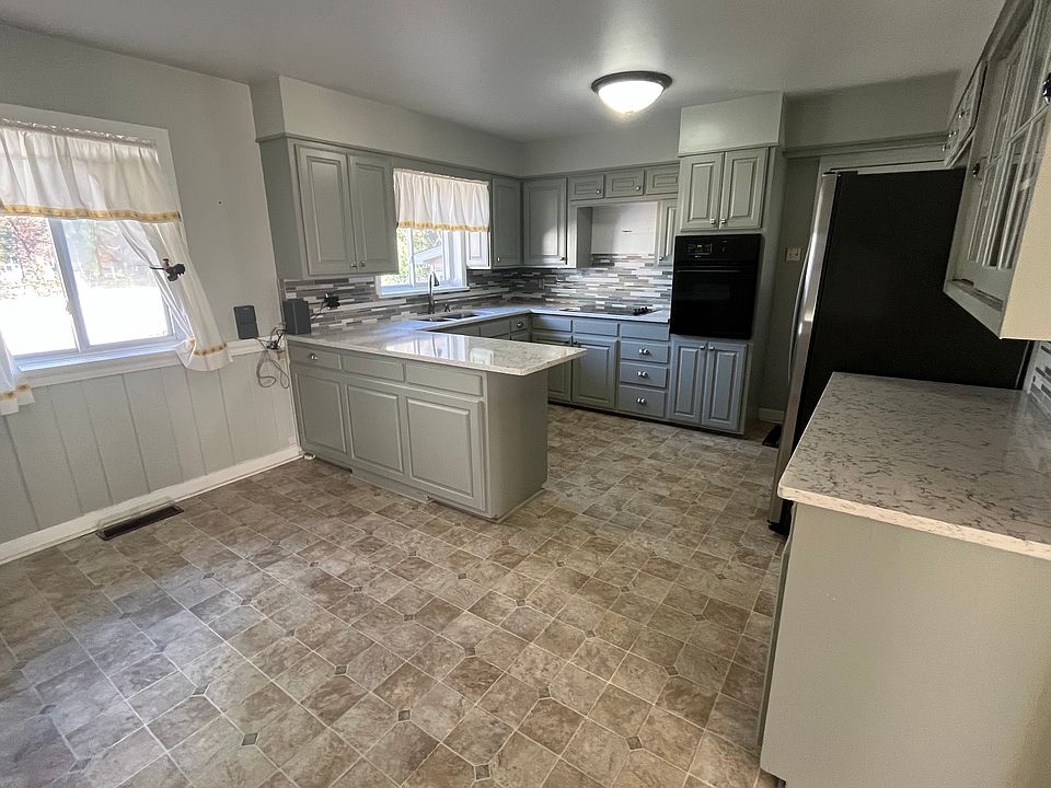 1st image of 243 S Enid Ave