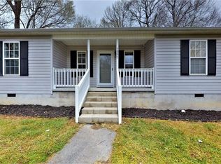 1007 Virginia St, Thomasville, NC 27360