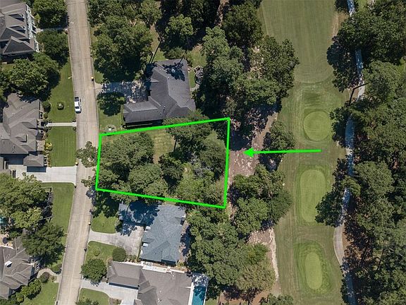 3rd image of 11 Grey Moss Ln