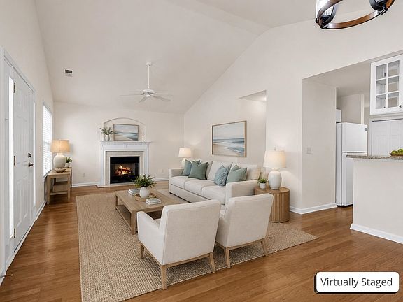 4th image of 259 Vesta Dr. #Arrowhead
