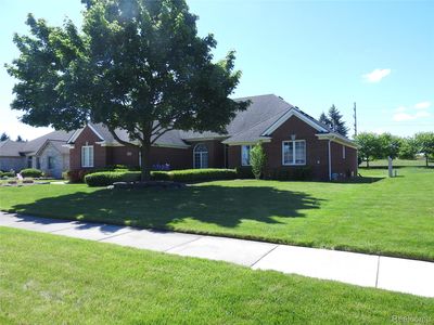 43124 Gina Dr, Sterling Heights, MI, 48314