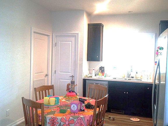 4th image of 1020 Bradbourne Ave Space 8