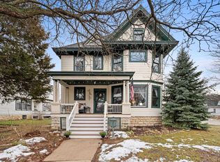 152 4th St, Fond Du Lac, WI 54935