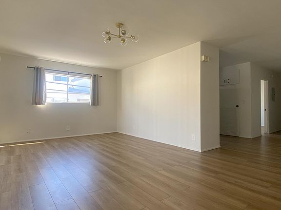 4th image of 1111 California Ave APT 4