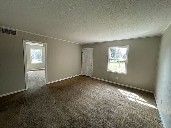 2nd image of 1012 Mark Dr