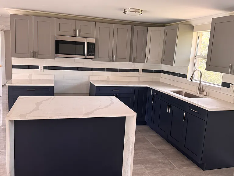 9910 Seven Roads Pl — Photo 3