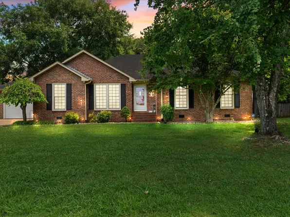 2014 Saddlebrook Dr, Murfreesboro, TN 37129