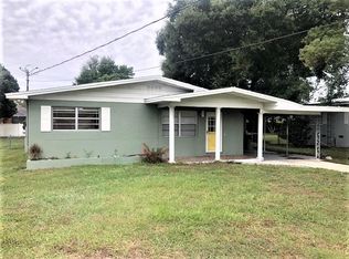 305 Lake Ave W, Auburndale, FL 33823