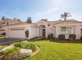 5557 W Los Altos Ave, Fresno, CA 93722