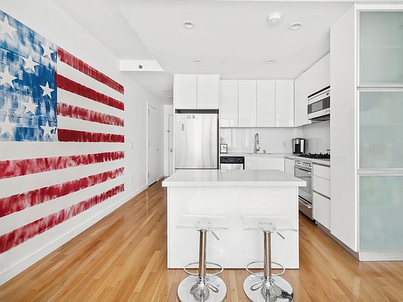 2nd image of 148 E 24th St APT 4A