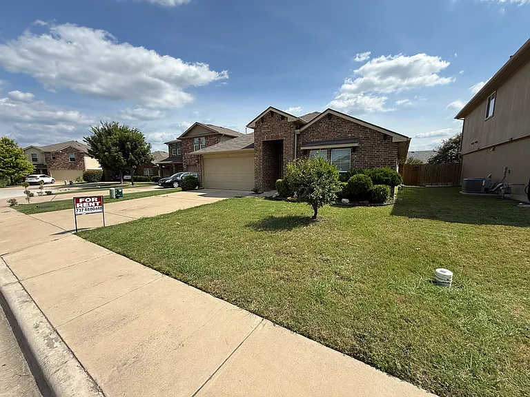 18421 Weatherby Ln — Photo 3