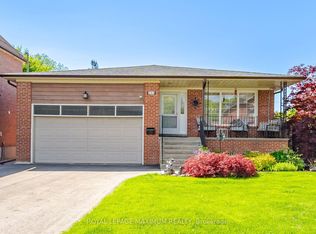 255 John St, Toronto, ON M9N 1K1