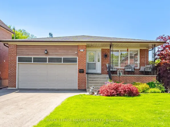 255 John St, Toronto, ON M9N 1K1