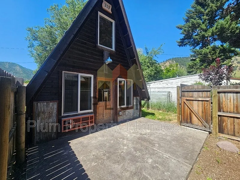 1 bed, 1.0 bath, 500 sqft, $1,595 — Photo 2