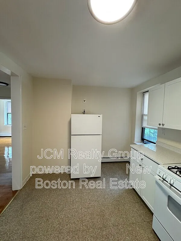11 Victory Rd — Photo 3