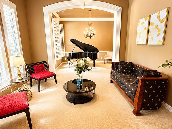 5th image of 2700 Arbor Ct