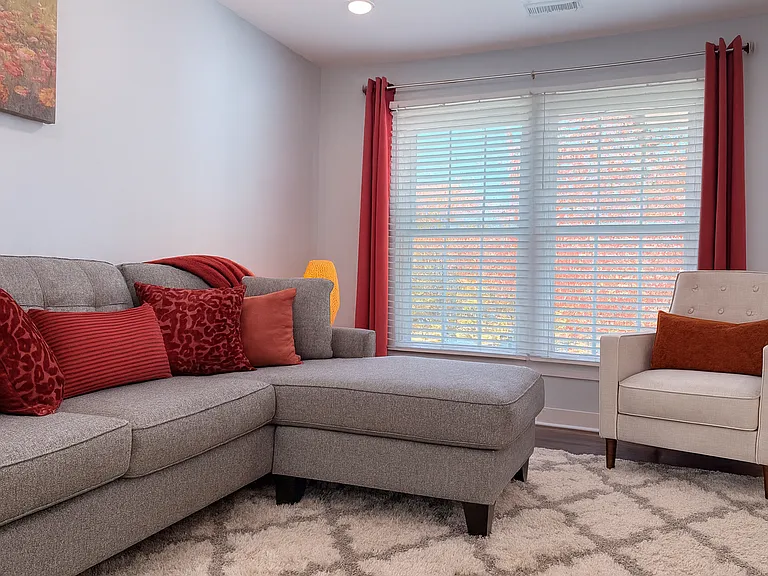 445 Short Hills Dr — Photo 34